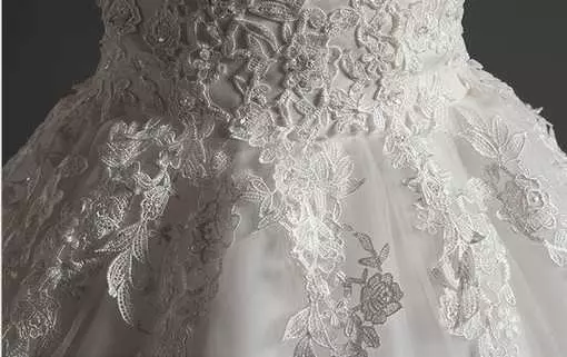 plus size wedding dress-368-01