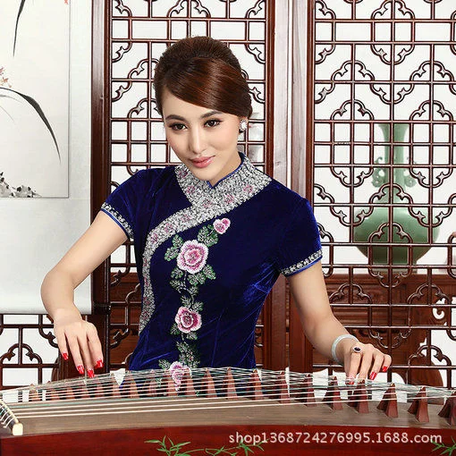 Mother Qipao for sale - Image 6