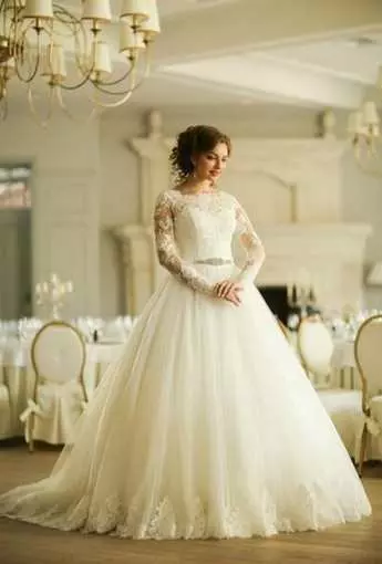 wedding dress train-366-02