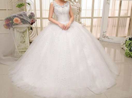 Strapless Ball Gown Wedding Dress Wholesale - Image 5