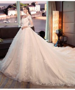 wedding dress with train-377-001