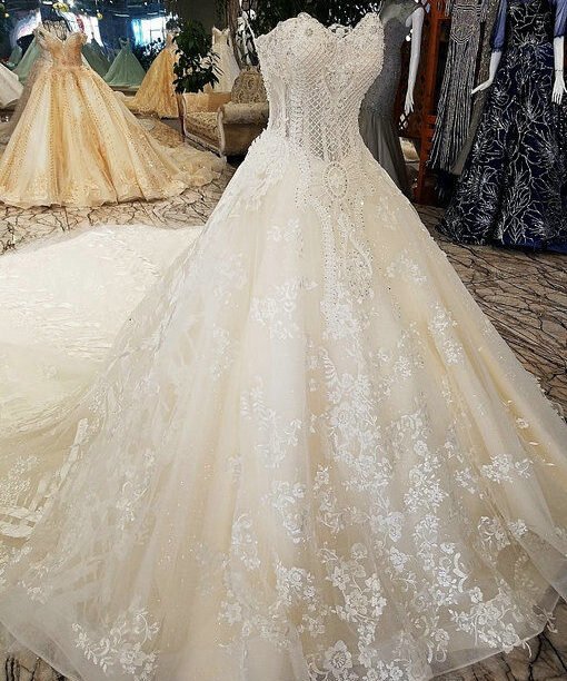 wedding dress with long train-10