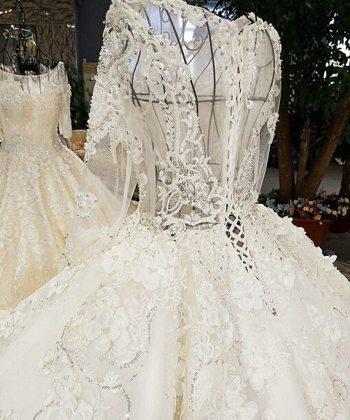 hand made wedding gowns-0537-05