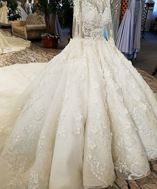 hand made wedding gowns-0537-07