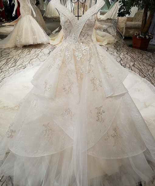 haute couture v neck wedding dress-0530-04