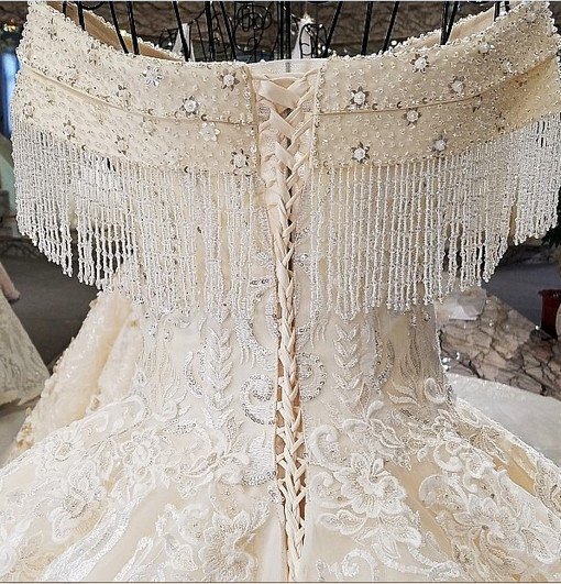 Off The Shoulder Ball Gown Hand Made Gorgeous Wedding Dress - Image 6