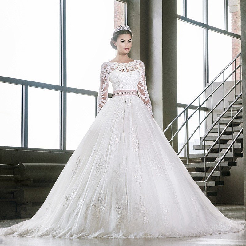 ball gown wedding dresses with long trains