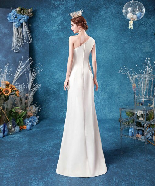 wedding dress with slit 1075-006