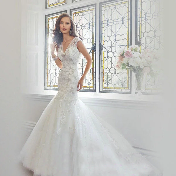 fishtail lace wedding dress 1160-001