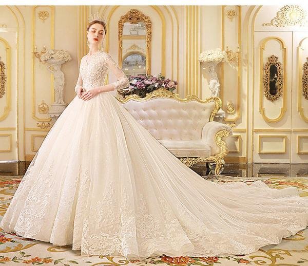 Long Sleeve Lace Wedding Dress Ball Gown With Train - Image 3
