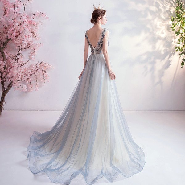 Light Blue Open Back Prom Dress V Neck Sleeveless Formal Dress - Image 5