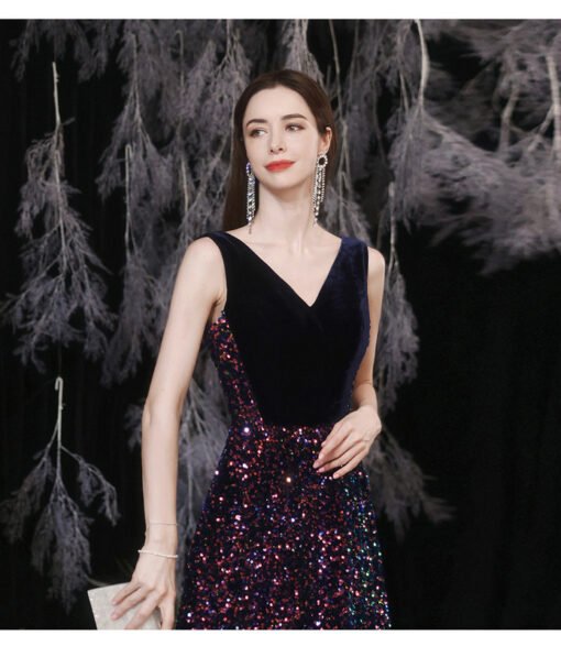 Red And Black Dress V Neck A Line Sleeveless Prom Dress - Image 5