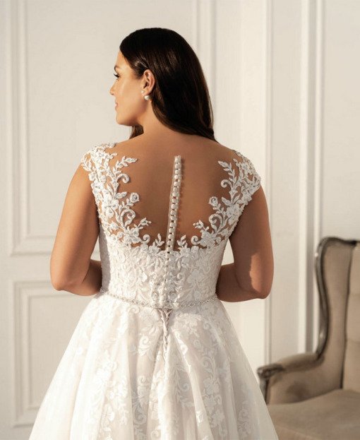 Sweetheart Neckline Wedding Dress Ball Gown With Train