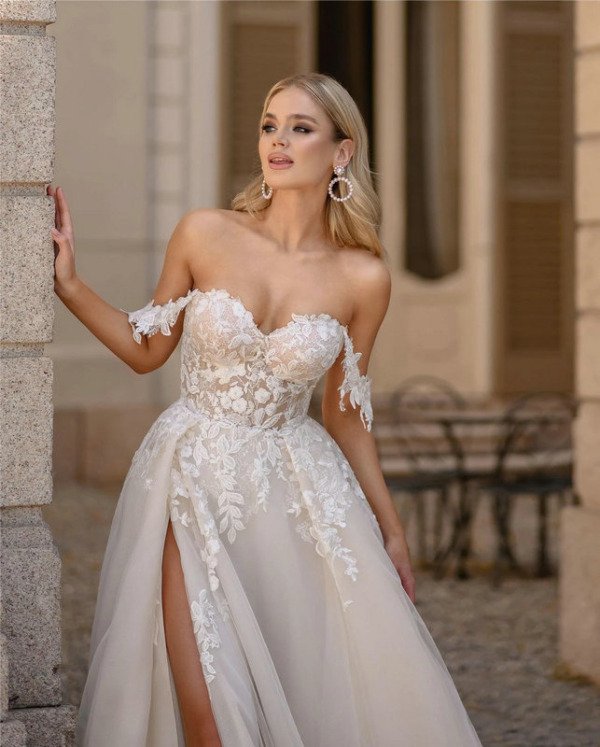 wedding dress with slit 1493-003