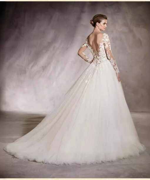 a line wedding gown 1512-001