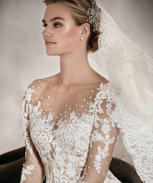 a line wedding gown 1512-002