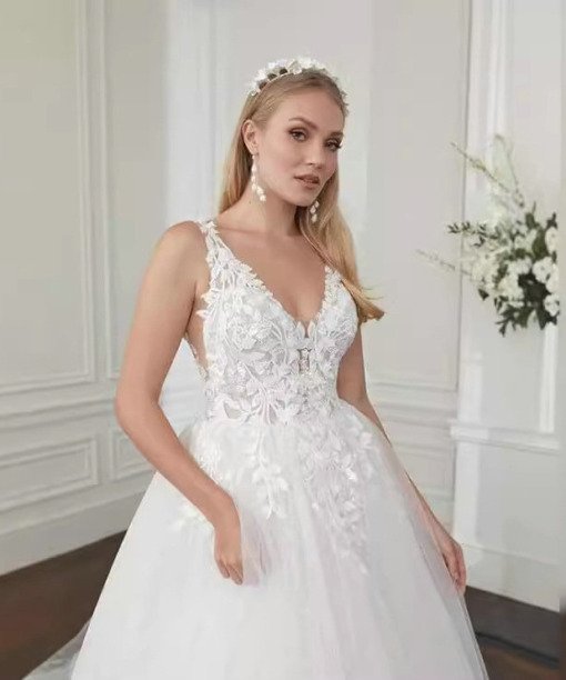 backless ball gown wedding dress 1526-005