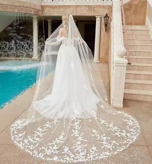 slit wedding dress 1529-005