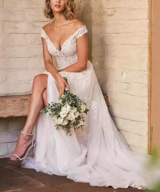 wedding dress with slit 1530-004